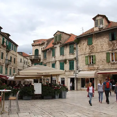 Ante - Diocletian's Palace