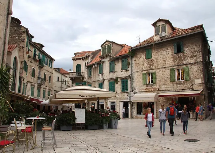 Ante - Diocletian's Palace